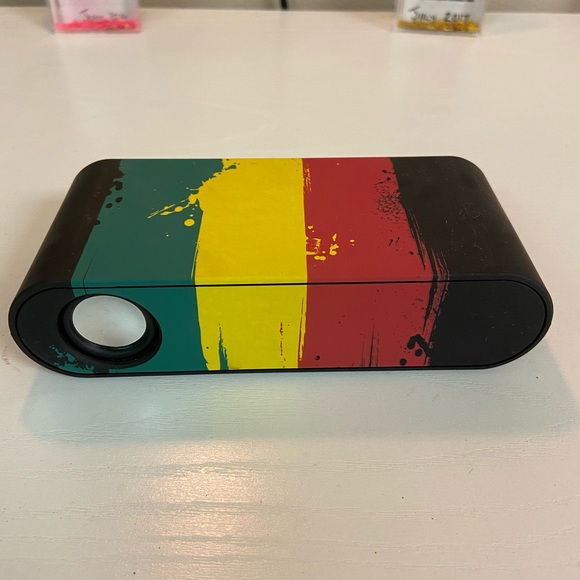 Portable speaker - Picture 2 of 5